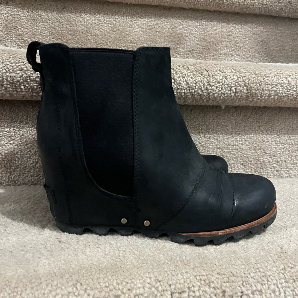 SOREL Black Wedge Ankle Boots